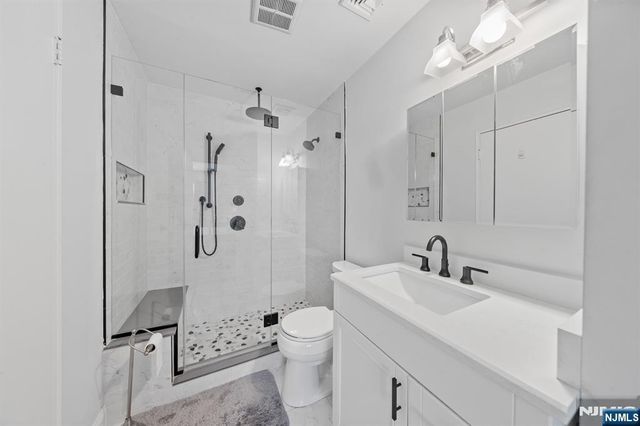 37-1 Tamaron Drive, Waldwick, NJ 07463