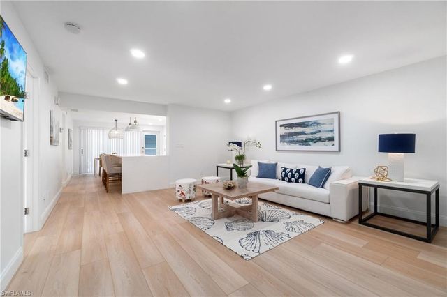 1222 Gordon DR 2, Naples, FL 34102