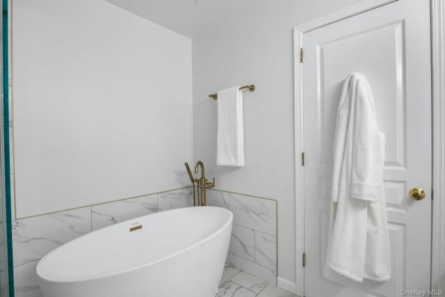 7 Deer Tree Lane, Briarcliff Manor, NY 10510