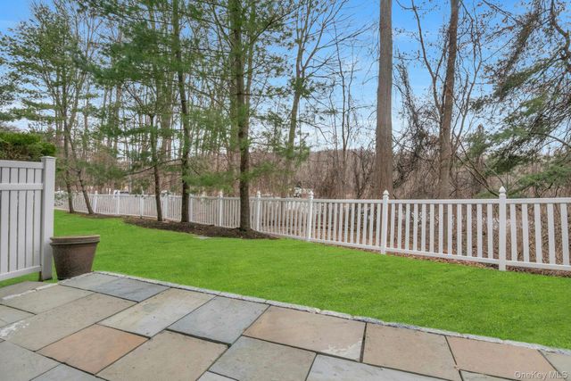 7 Deer Tree Lane, Briarcliff Manor, NY 10510