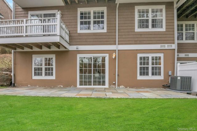 7 Deer Tree Lane, Briarcliff Manor, NY 10510