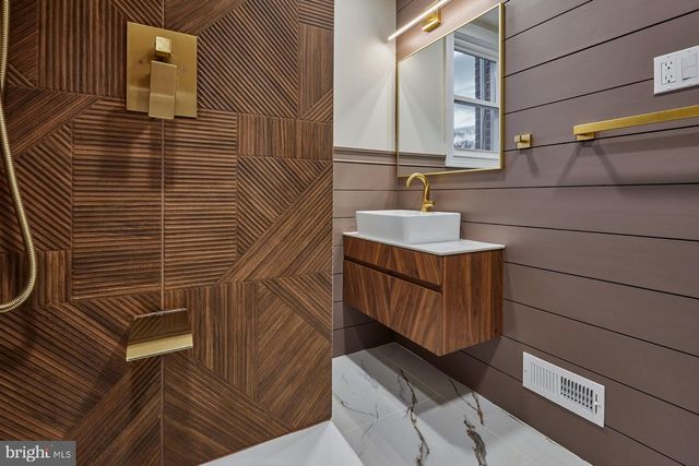 1159 E HORTTER ST, Philadelphia, PA 19150