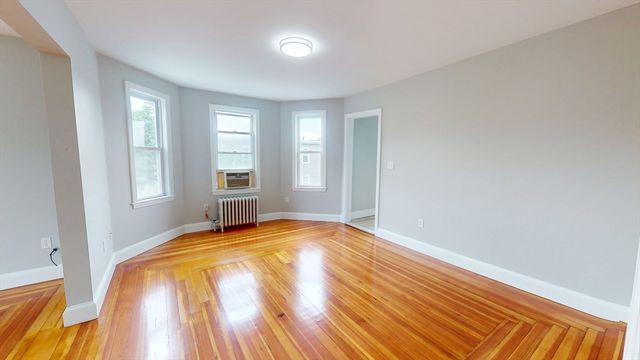 214 Fellsway West 3, Medford, MA 02155