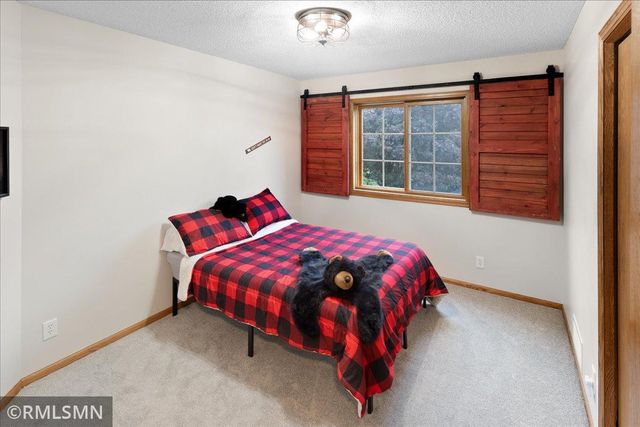 5334 89th Crescent Circle N, Brooklyn Park, MN 55443