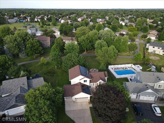 5334 89th Crescent Circle N, Brooklyn Park, MN 55443