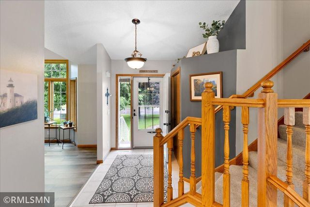 5334 89th Crescent Circle N, Brooklyn Park, MN 55443