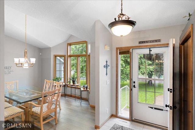 5334 89th Crescent Circle N, Brooklyn Park, MN 55443