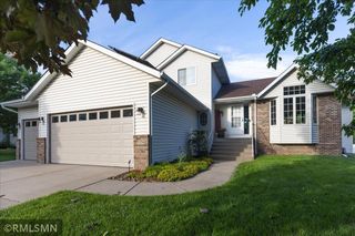 5334 89th Crescent Circle N, Brooklyn Park, MN 55443