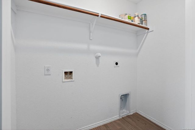 7002 Satellite, San Antonio, TX 78252