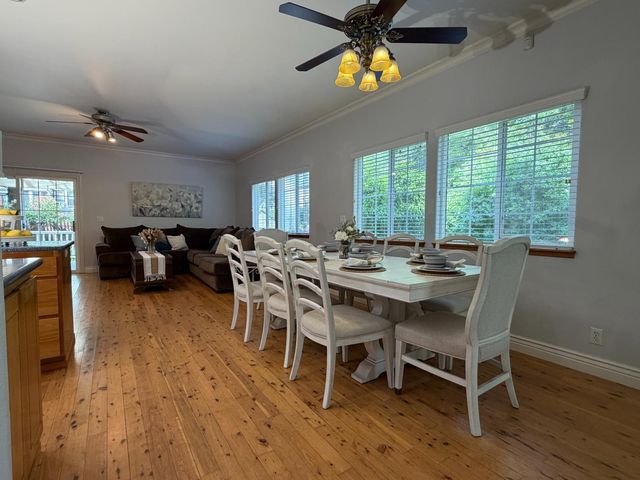 7617 Heather Rd, Fair Oaks, CA 95628