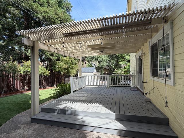 7617 Heather Rd, Fair Oaks, CA 95628