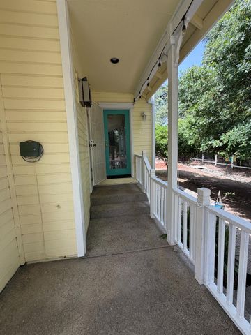 7617 Heather Rd, Fair Oaks, CA 95628