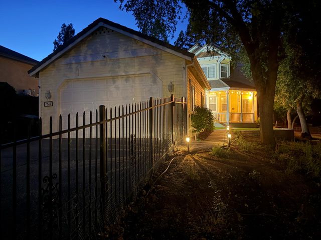 7617 Heather Rd, Fair Oaks, CA 95628