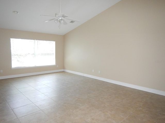 453 W DESOTO STREET, Clermont, FL 34711