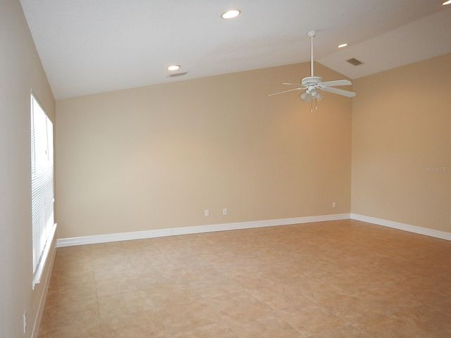 453 W DESOTO STREET, Clermont, FL 34711