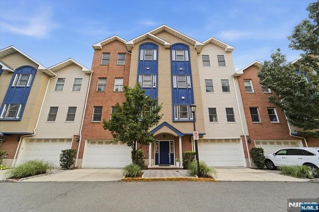 620 38th Street 205, Union City, NJ 07087
