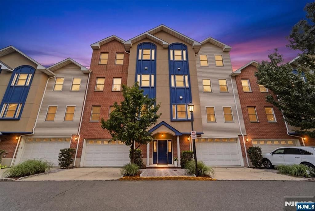 620 38th Street 205, Union City, NJ 07087