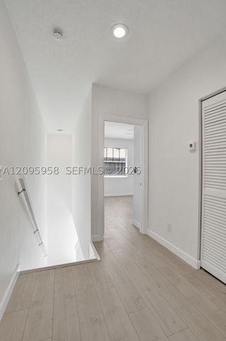 1212 W Las Olas Blvd, Fort Lauderdale, FL 33312