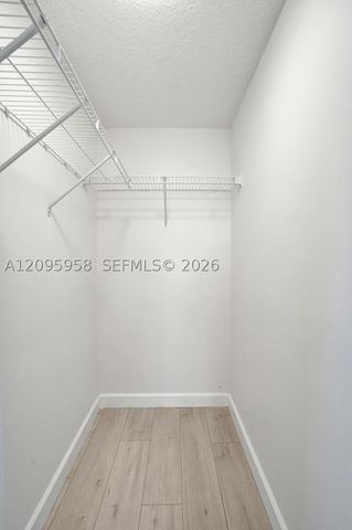 1212 W Las Olas Blvd, Fort Lauderdale, FL 33312