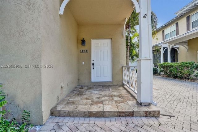 1212 W Las Olas Blvd, Fort Lauderdale, FL 33312