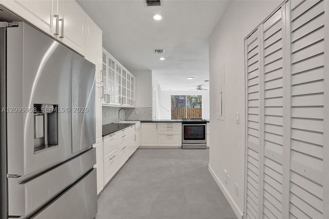 1212 W Las Olas Blvd, Fort Lauderdale, FL 33312