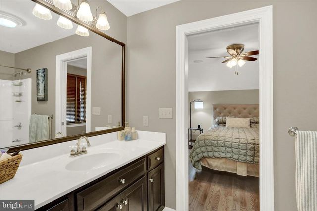 935 GRANDON WAY, Mechanicsburg, PA 17050