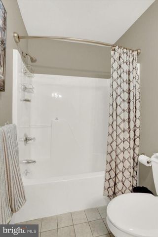 935 GRANDON WAY, Mechanicsburg, PA 17050