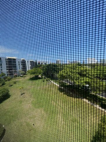 20400 W Country Club Drive 608, Aventura, FL 33180