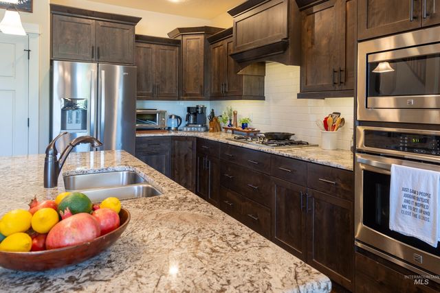 2174 E Deerhill Dr., Meridian, ID 83642