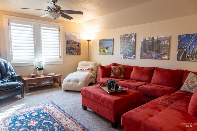 2174 E Deerhill Dr., Meridian, ID 83642