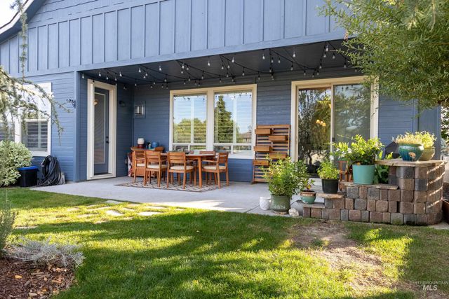 2174 E Deerhill Dr., Meridian, ID 83642