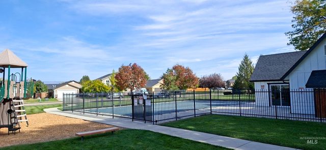 2174 E Deerhill Dr., Meridian, ID 83642