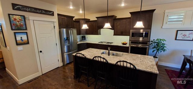 2174 E Deerhill Dr., Meridian, ID 83642