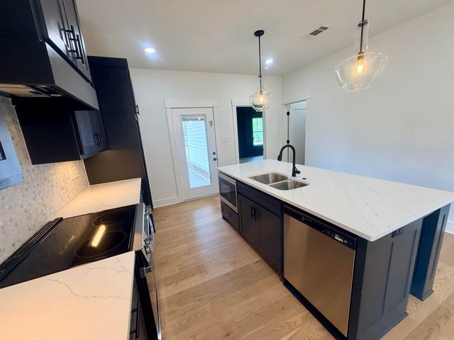 6874 Detonti, Bauxite, AR 72011