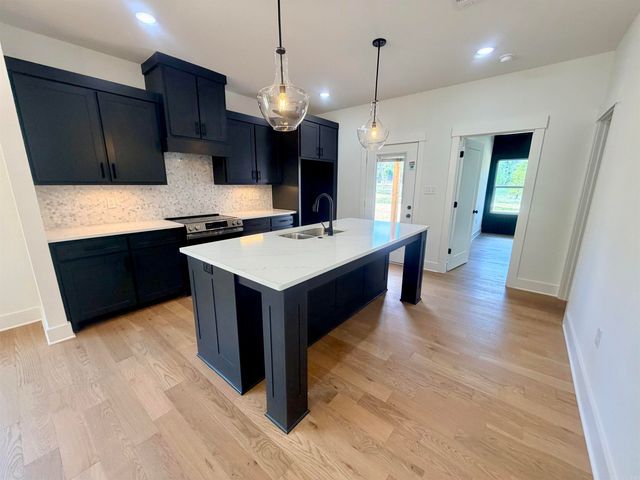 6874 Detonti, Bauxite, AR 72011