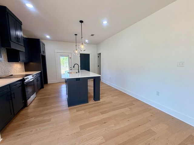 6874 Detonti, Bauxite, AR 72011