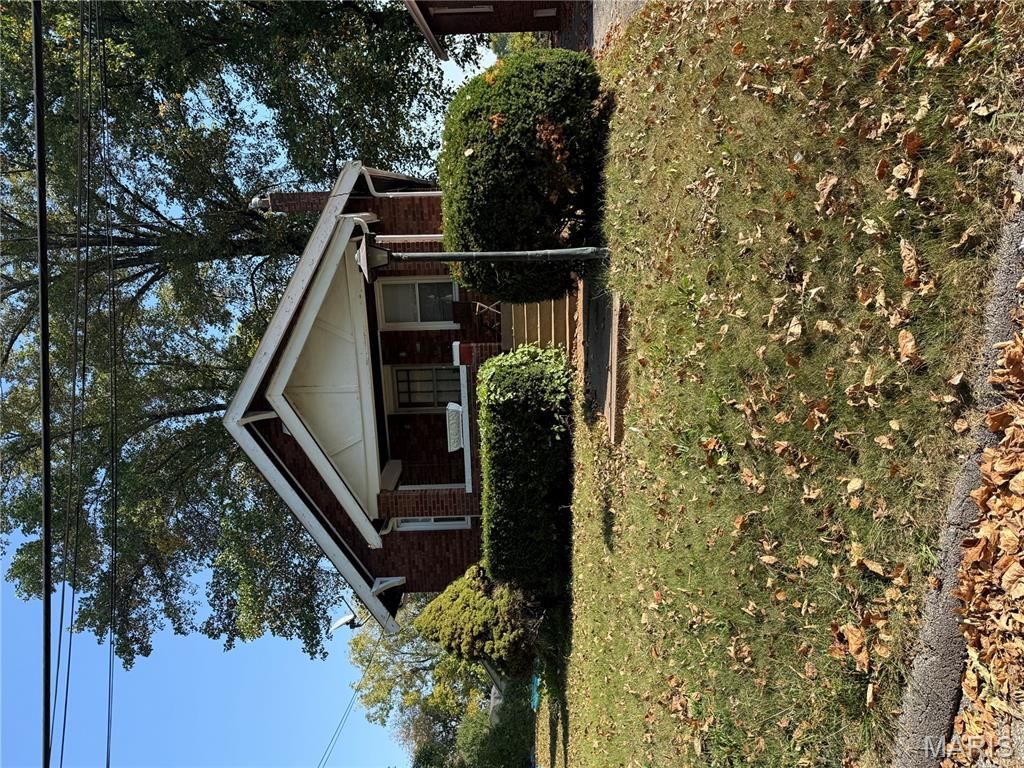 8312 Carl Avenue, Jennings, MO 63136