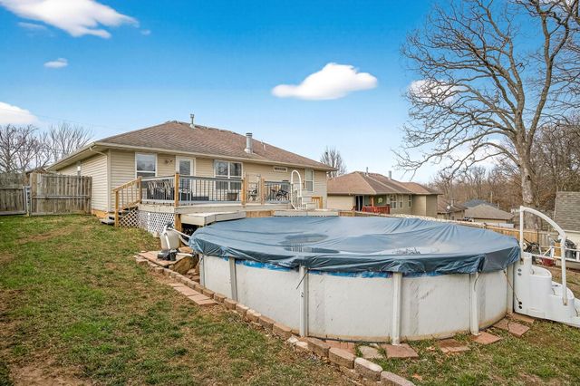 1366 South 20th Ave, Ozark, MO 65721