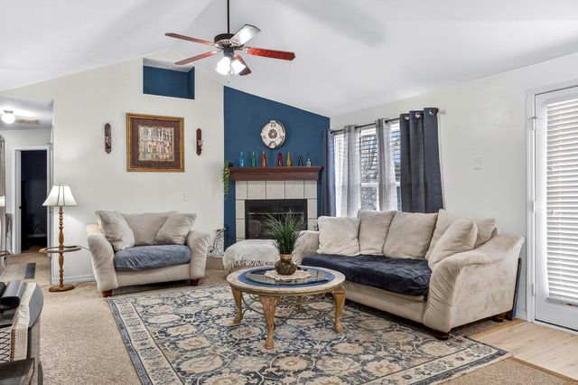 1366 South 20th Ave, Ozark, MO 65721