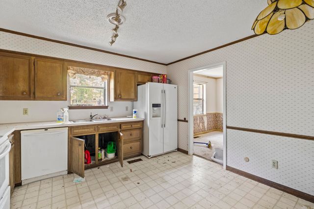 1417 Stonehenge Place, Little Rock, AR 72212