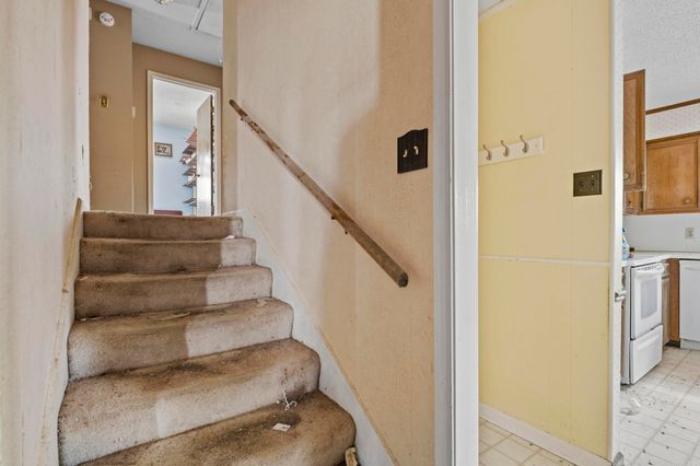 1417 Stonehenge Place, Little Rock, AR 72212