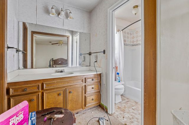 1417 Stonehenge Place, Little Rock, AR 72212