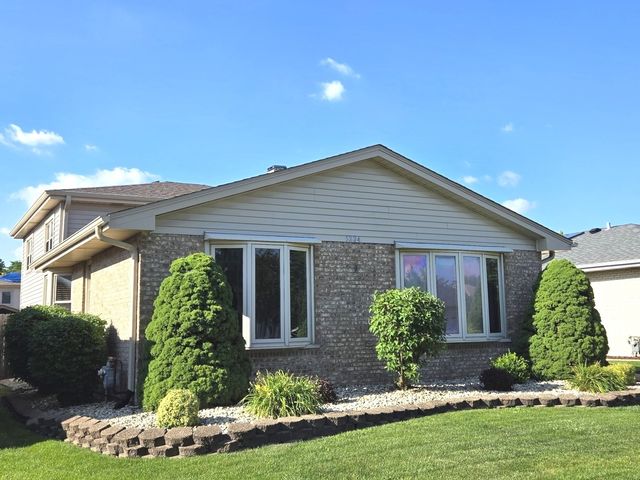 5224 W 121st Place, Alsip, IL 60803