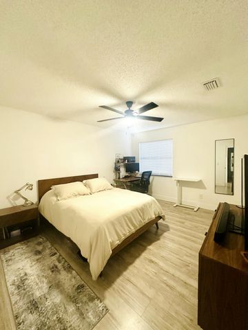 8715 SOL Terrace, West Palm Beach, FL 33403