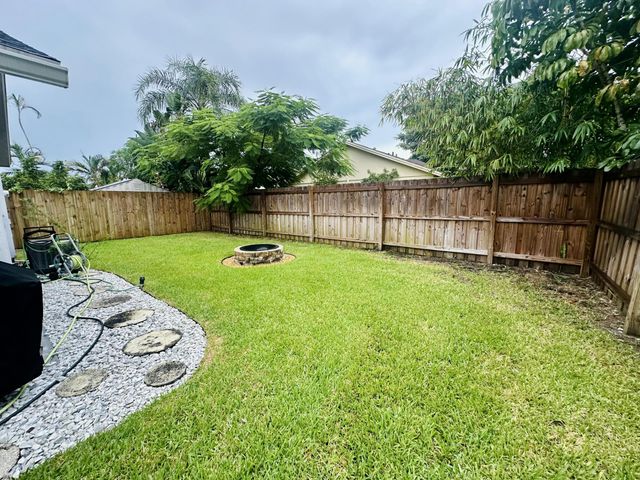 8715 SOL Terrace, West Palm Beach, FL 33403