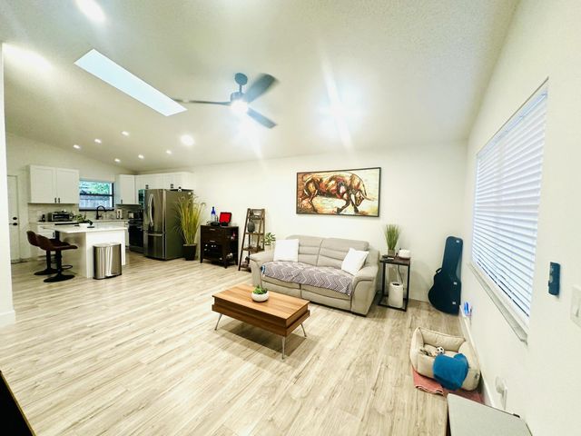 8715 SOL Terrace, West Palm Beach, FL 33403