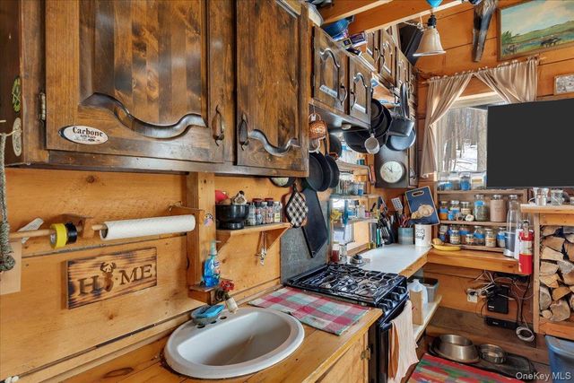 277 Breese Hollow Road, Call Listing Agent, NY 12090