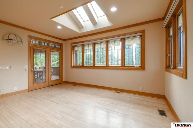 4845 Old Creek Road, Lincoln, NE 68516