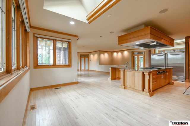 4845 Old Creek Road, Lincoln, NE 68516