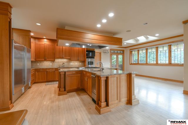 4845 Old Creek Road, Lincoln, NE 68516